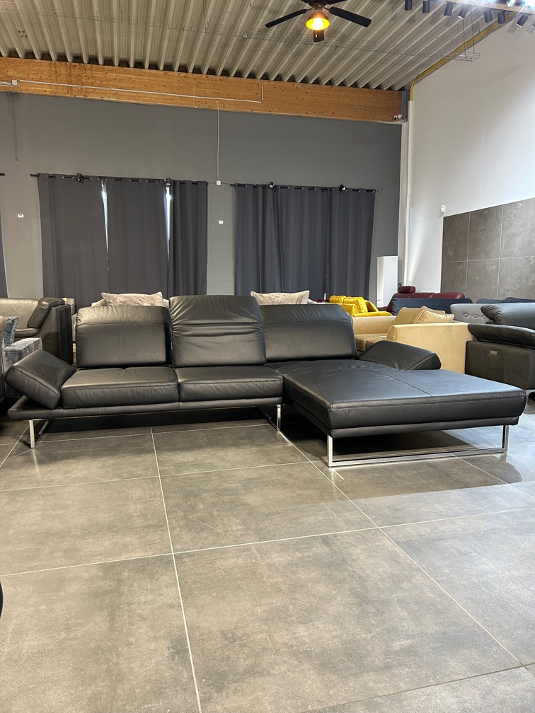 Design-Polsterecke in Echtleder