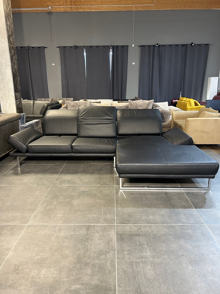Design-Polsterecke in Echtleder