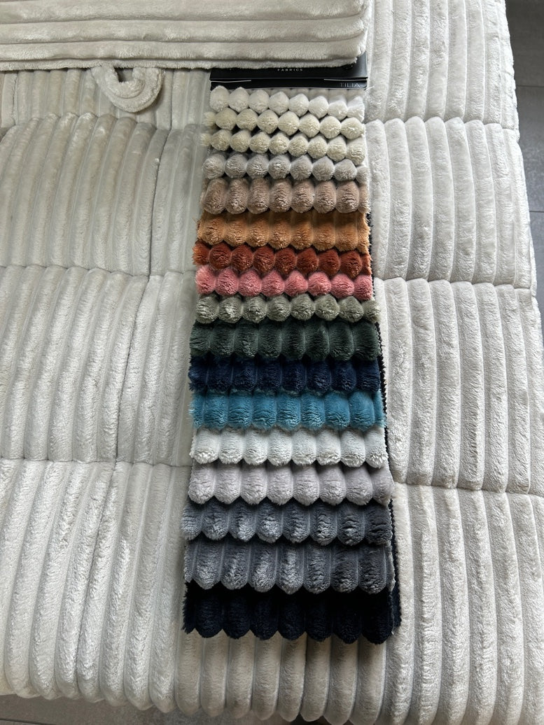 Polsterecke mit Bett