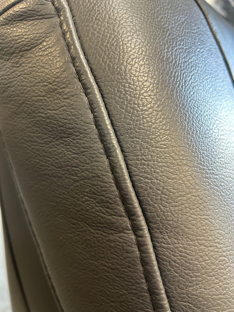 Polsterecke aus Echtleder – Hochwertig & Zeitlos