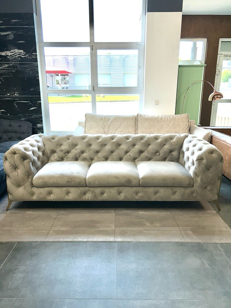 Chesterfield Sofa