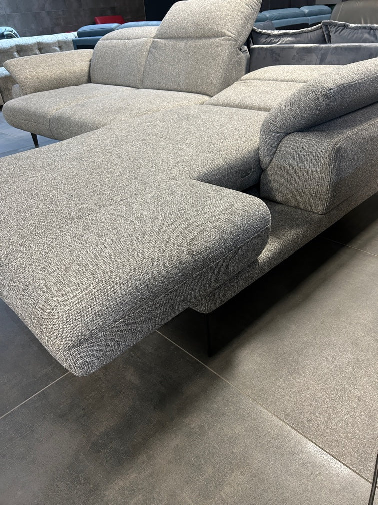 Ecksofa mit Sitzauszug und Relaxfunktion, 2 x Motor
