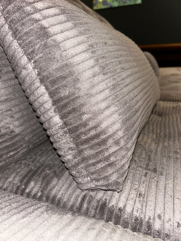 Polsterecke mit Bett und Rückenverstellung