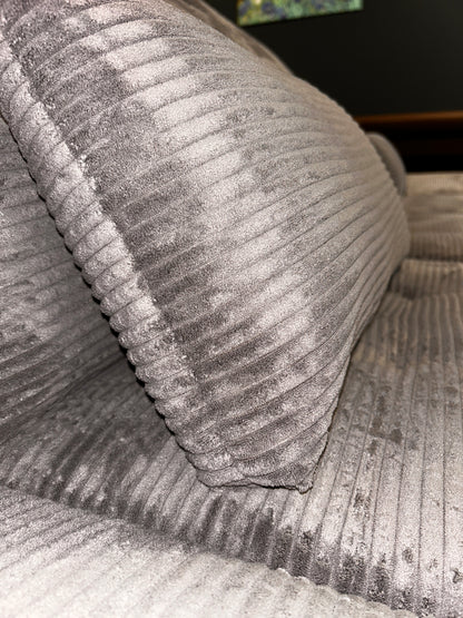 Polsterecke mit Bett und Rückenverstellung