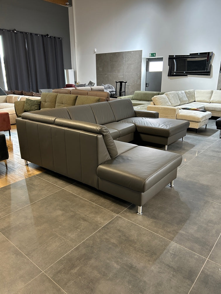 Wohnlandschaft aus Echtleder