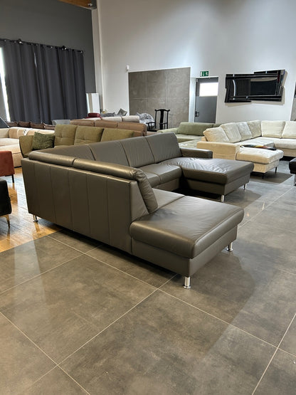 Wohnlandschaft aus Echtleder