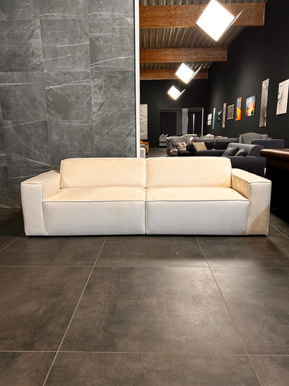 Big Sofa von MICADONI – schlicht, elegant & komfortabel