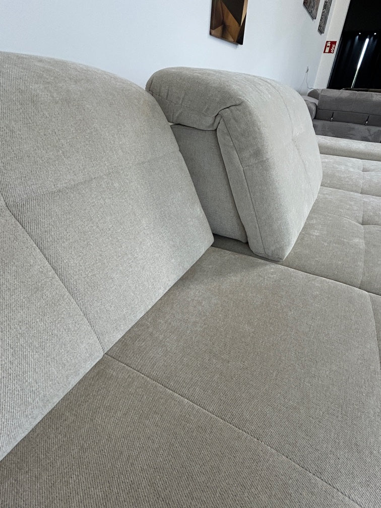 Ergonomische Luxus-Polsterecke – Innovativer Komfort mit Sitztiefenverstellung