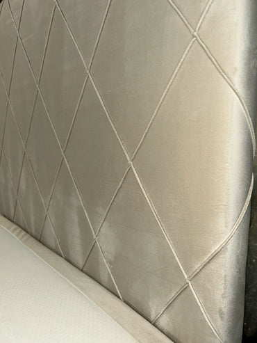 Boxspringbett – 180 x 200 cm, Samt Beige