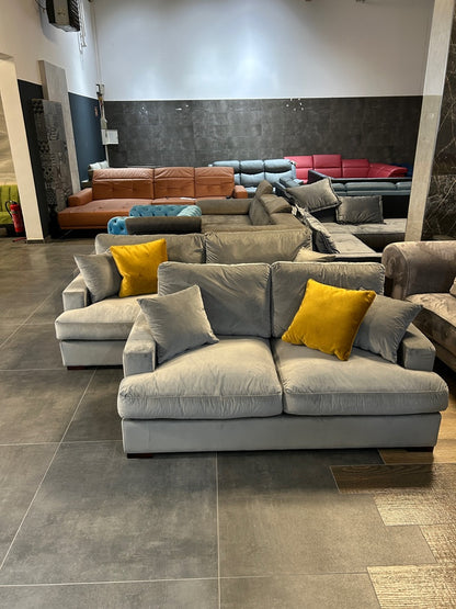 3+2 Sitzer in edlem Grau