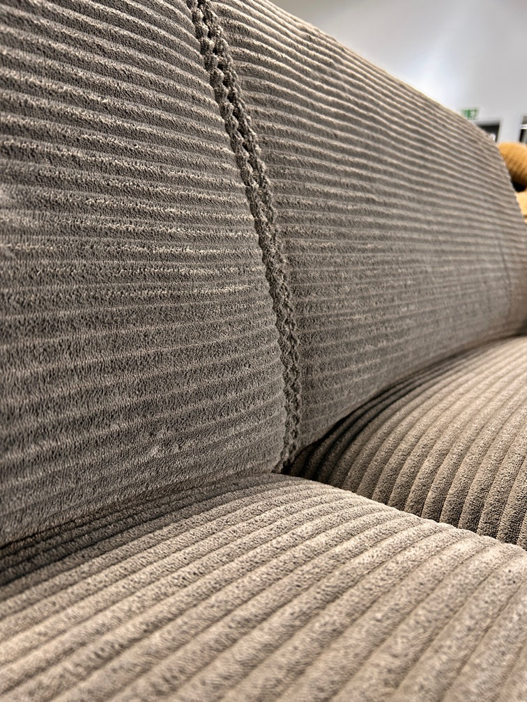 Polsterecke – Skandinavisches Design trifft Komfort