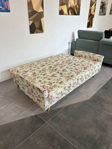 Schlafsofa im Landhausstil – Romantik
