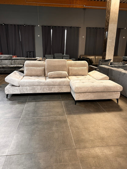 Polsterecke mit Bettfunktion und Bettkasten