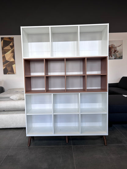 Modernes Regal – Stylisch, offen & funktional