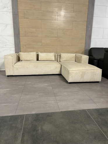 Polsterecke im Loft Design – Lässiger Look & Höchster Komfort