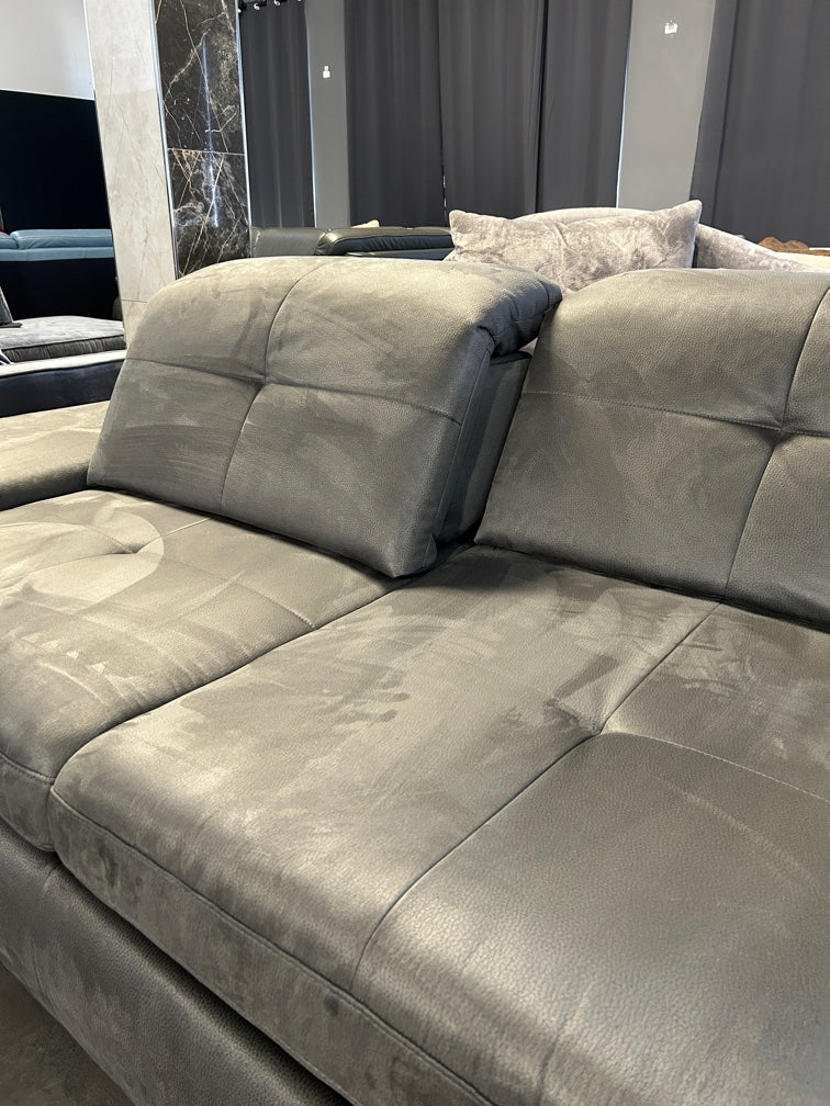 Polsterecke mit Bett