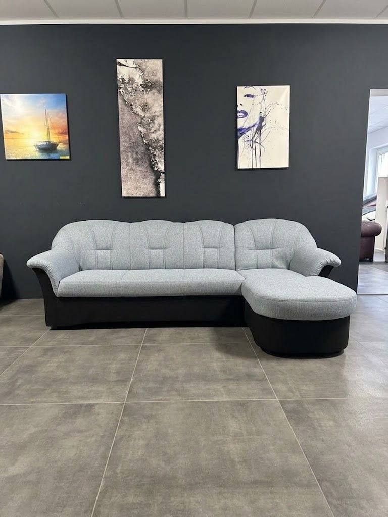 Klassische Polsterecke im Sale – Kompaktes Schnäppchen für jedes Wohnzimmer