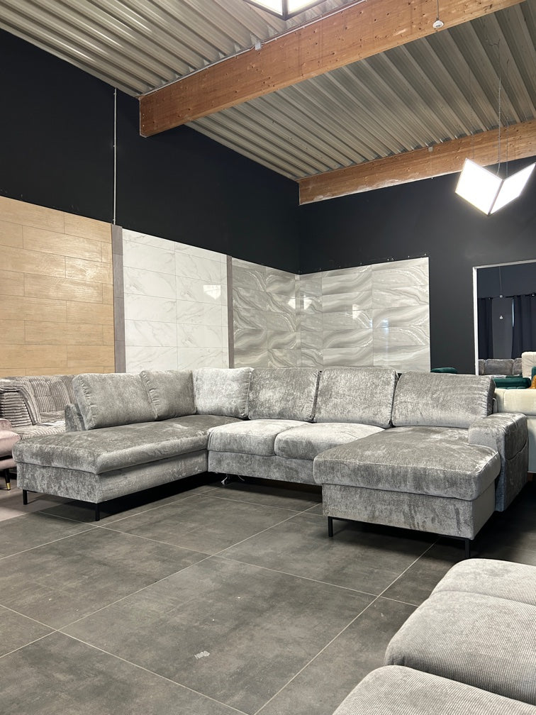 Wohnlandschaft mit Bett und Bettkasten – Stilvoll & Gemütlich