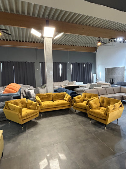 2 + 1 +1 + 1 Luxus-Sitzgruppe – Royaler Glanz in Gold-Samt