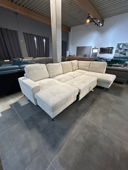 Wohnlandschaft mit Bett und Bettkasten