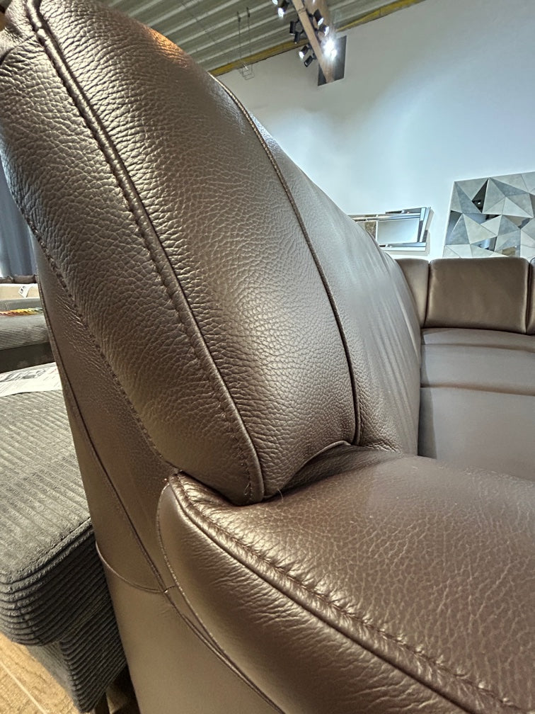 Polsterecke von POLINOVA – Premium-Komfort in Echtleder