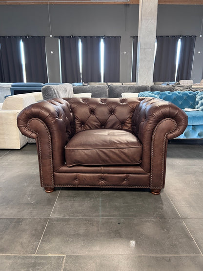 Chesterfield Sessel – Klassisch, rustikal & massiv