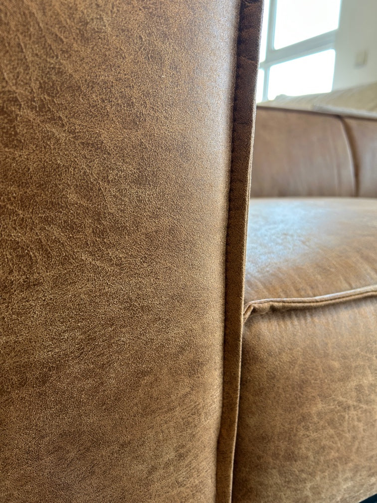 Sofa-Industrial-Design
