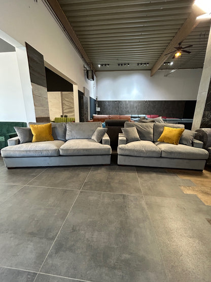 3+2 Sitzer in edlem Grau