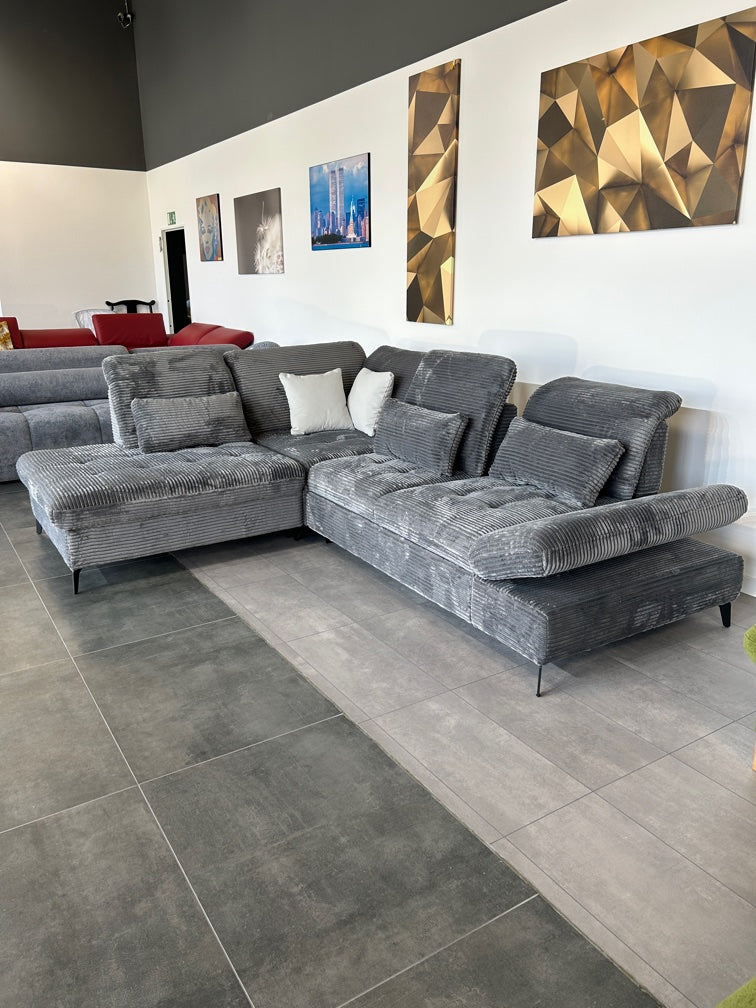 Designer-Ecke – XL-Cord Luxus in Grau mit Bett