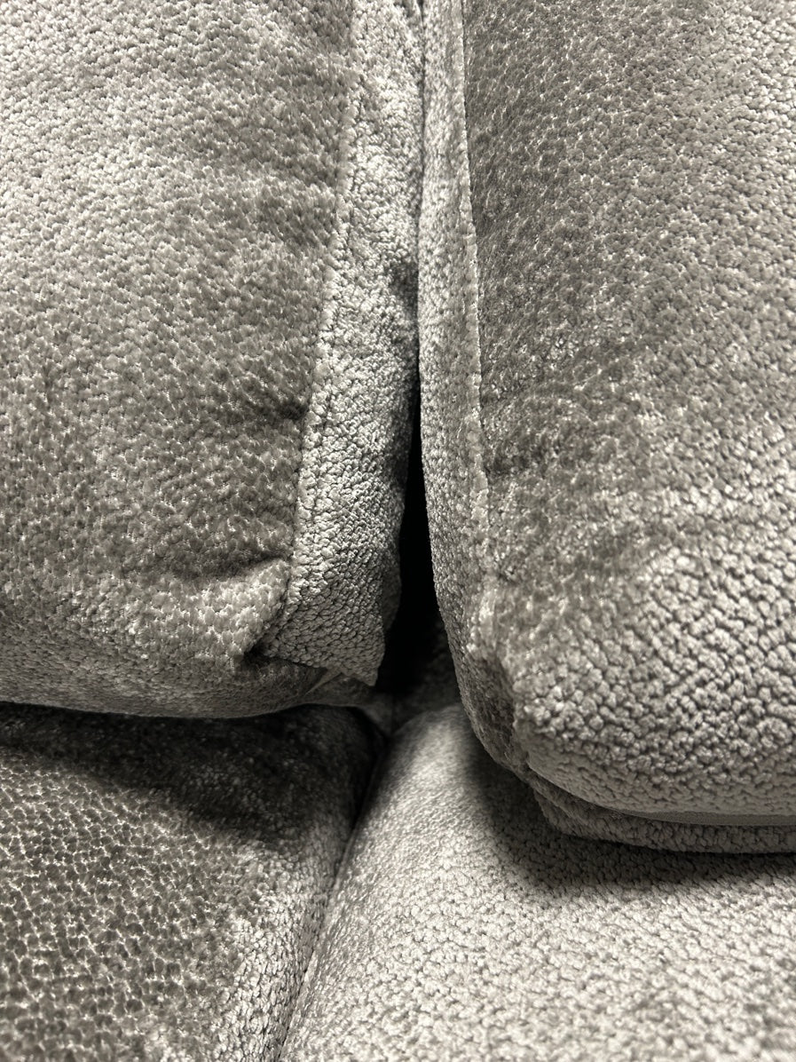 Wohnlandschaft mit Bett und Bettkasten – Stilvoll & Gemütlich