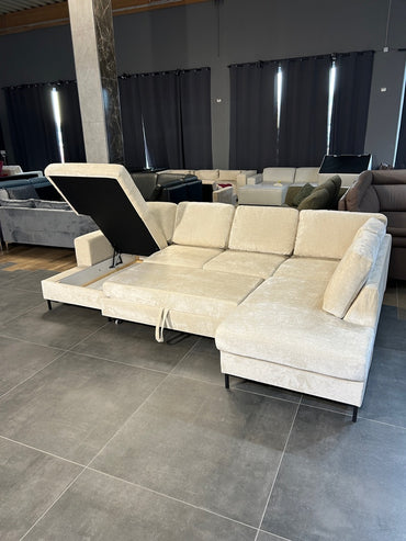 Wohnlandschaft im Nordic Design mit Bett und Stauraum