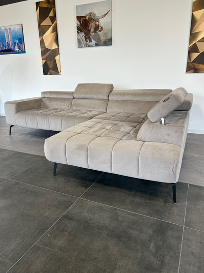 Exklusive COUCHLIEBE Designer-Polsterecke – Samt-Luxus in Salsa Smoke